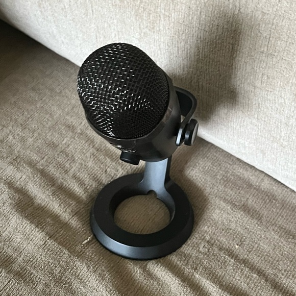 Blue yeti microphone - Picture 5 of 8
